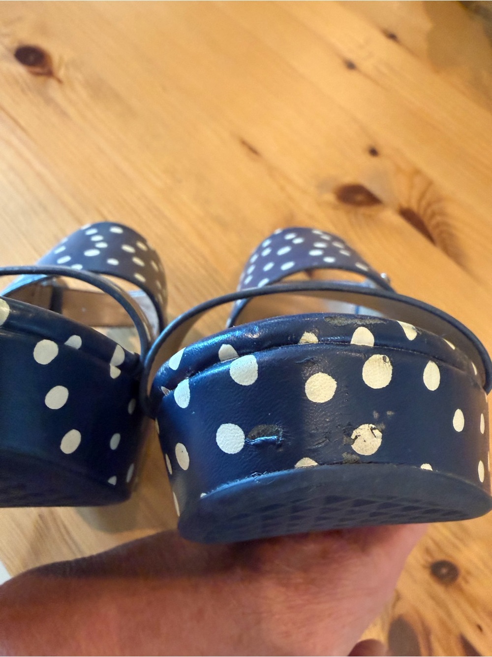 Women's Aerosoles Camera Navy Polka Dot Slingback Sandals - Picture 5 of 5